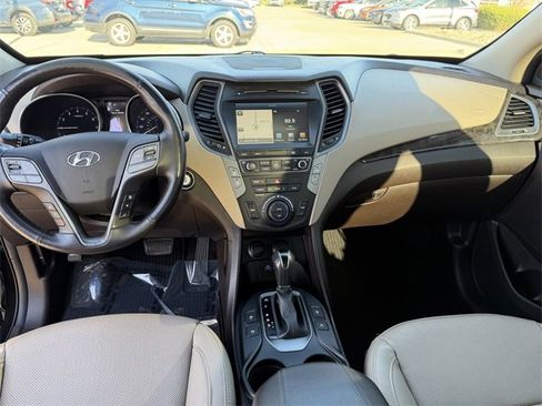 Used 2017 Hyundai Santa Fe Sport image 31