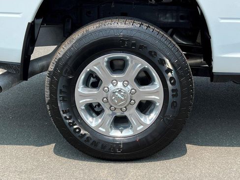 New 2025 RAM 2500 Big Horn image 6