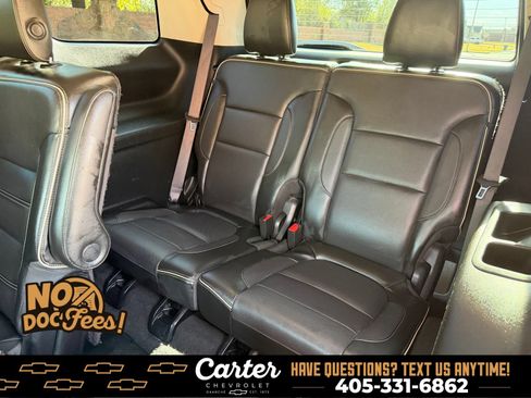Used 2017 GMC Acadia Denali w/ Technology Package FWD image 29