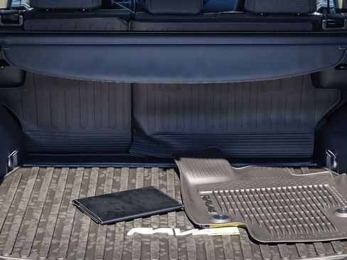 New 2025 Toyota RAV4 LE image 30