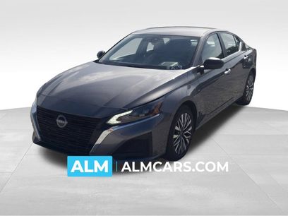 Used 2025 Nissan Altima 2.5 SV