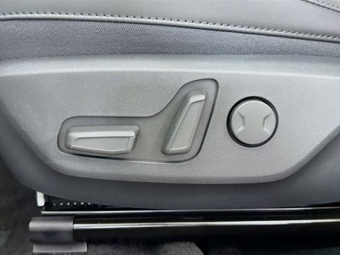 New 2026 Kia Niro Wind FWD image 23