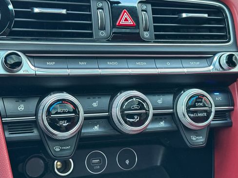 Used 2023 Genesis G70 2.0T w/ Sport Prestige Package image 23