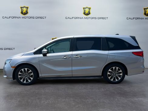 Used 2022 Honda Odyssey EX-L image 2
