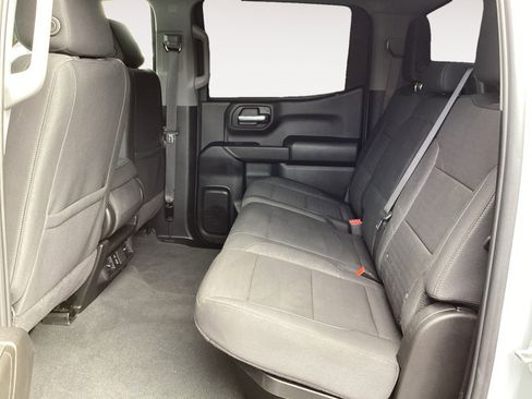 Used 2025 Chevrolet Silverado 1500 Custom image 24