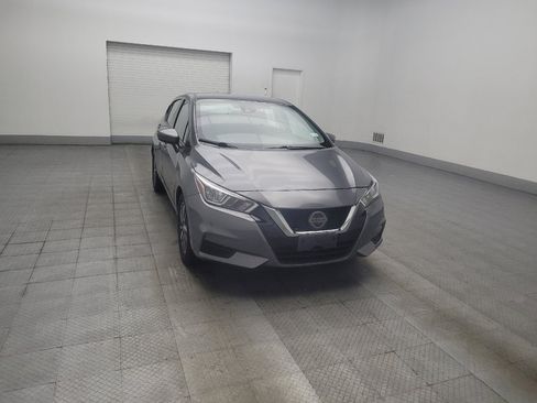 Used 2021 Nissan Versa SV FWD image 13