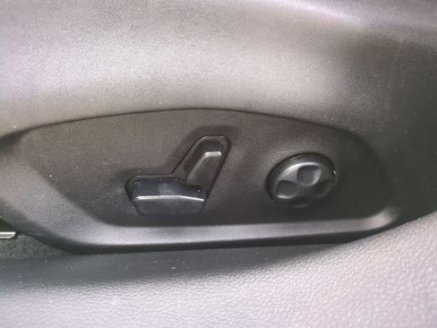 Certified 2018 Jeep Compass Limited image 17