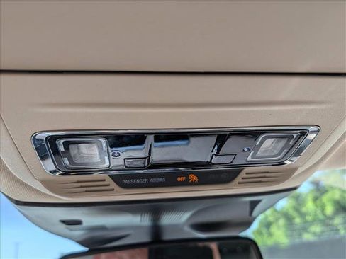 Certified 2022 Lincoln Corsair AWD w/ Equipment Group 101A image 39