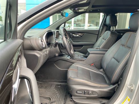 Used 2019 Chevrolet Blazer Premier w/ Sun and Wheels Package FWD image 18