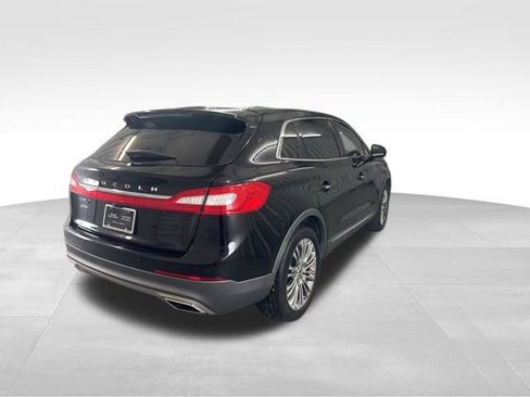 Used 2017 Lincoln MKX Reserve w/ Enhanced Security Package image 5