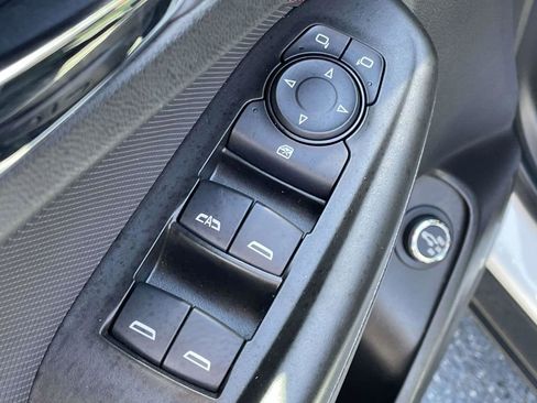 Used 2023 Chevrolet TrailBlazer RS w/ Sun and Liftgate Package FWD image 24