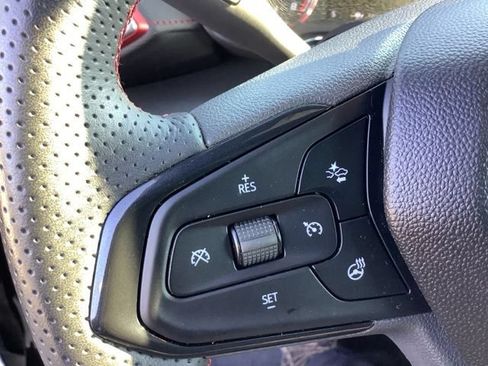 Used 2023 Chevrolet TrailBlazer RS w/ Sun and Liftgate Package AWD/4WD image 26