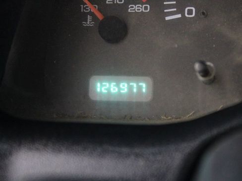 Used 2001 Dodge Ram 1500 Truck ST image 16