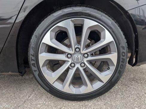 Used 2014 Honda Accord Sport image 27