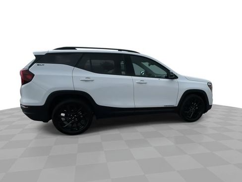Used 2023 GMC Terrain SLT w/ Elevation Edition FWD image 8