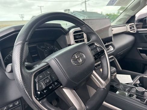 Used 2022 Toyota Tundra Limited AWD/4WD image 10
