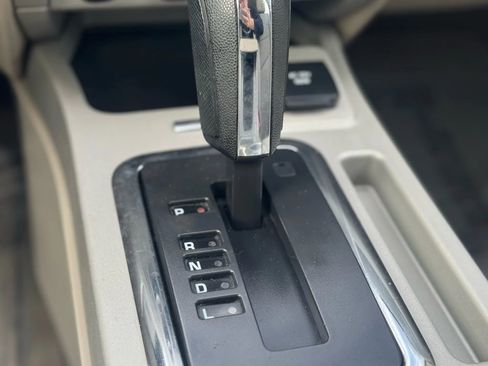 Used 2011 Ford Escape 2WD Hybrid image 28