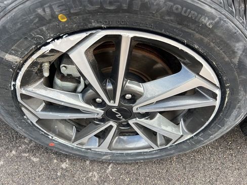 Certified 2023 Kia Forte LXS image 41