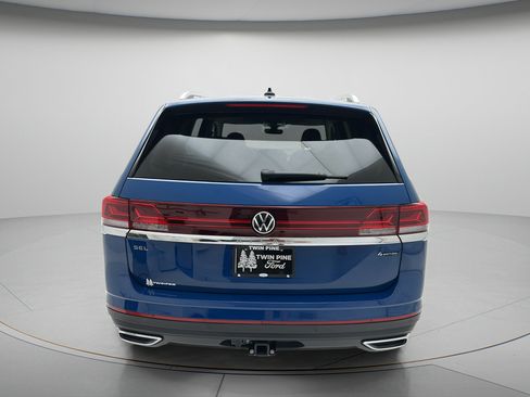 Used 2026 Volkswagen Atlas SEL AWD/4WD image 6