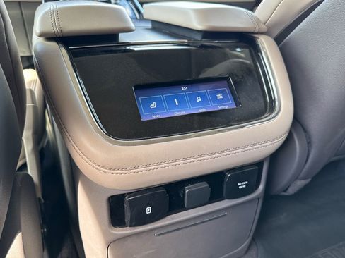 Used 2024 Lincoln Navigator Reserve AWD/4WD image 17