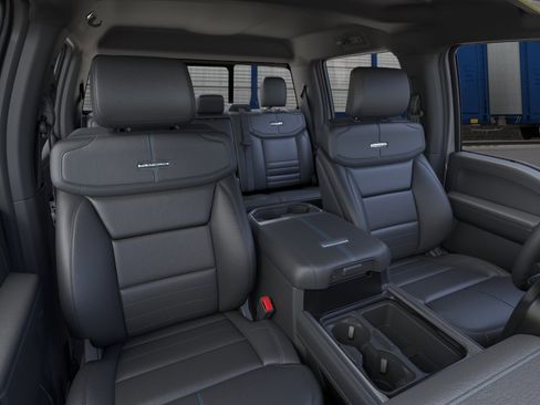 New 2026 Ford F350 4x4 Crew Cab DRW Super Duty image 10