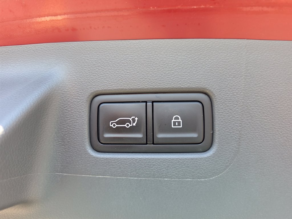 Used 2024 Hyundai Santa Fe Limited AWD/4WD image 13