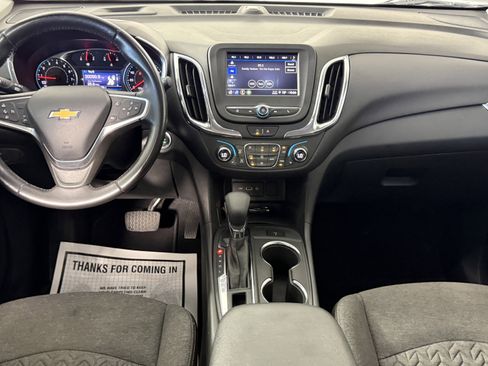 Used 2022 Chevrolet Equinox LT FWD image 11