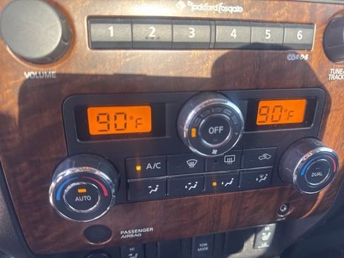 Used 2009 Nissan Titan LE image 14