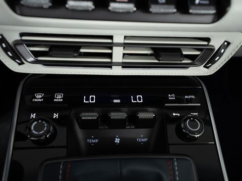 Used 2023 Porsche 911 Carrera GTS image 55