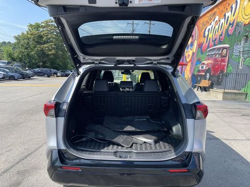 Used 2022 Toyota RAV4 XSE w/ Weather Package AWD/4WD image 13