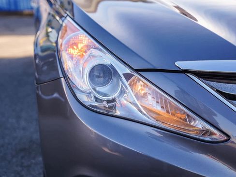 Used 2013 Hyundai Sonata Limited image 10