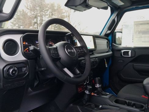 New 2026 Jeep Wrangler Unlimited Sport image 3