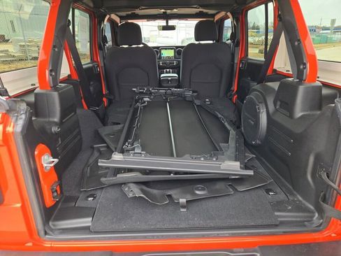 Certified 2023 Jeep Wrangler Unlimited Sport image 16