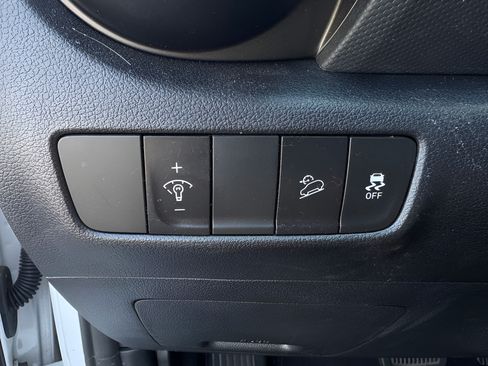 Certified 2023 Hyundai Kona Limited AWD/4WD image 23