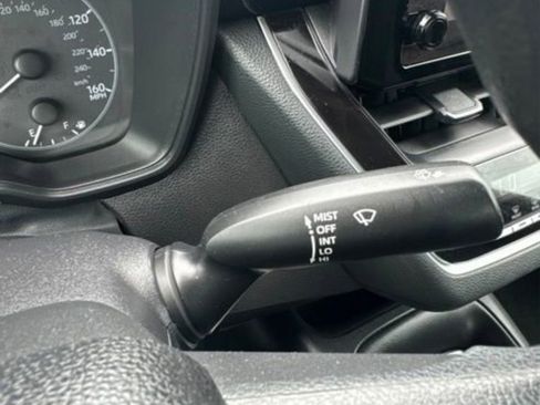Used 2025 Toyota Corolla LE FWD image 21