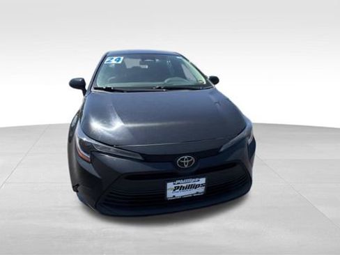 Used 2024 Toyota Corolla LE FWD image 10