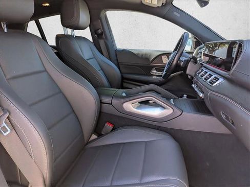 Used 2025 Mercedes-Benz GLE 450 4MATIC Coupe image 13