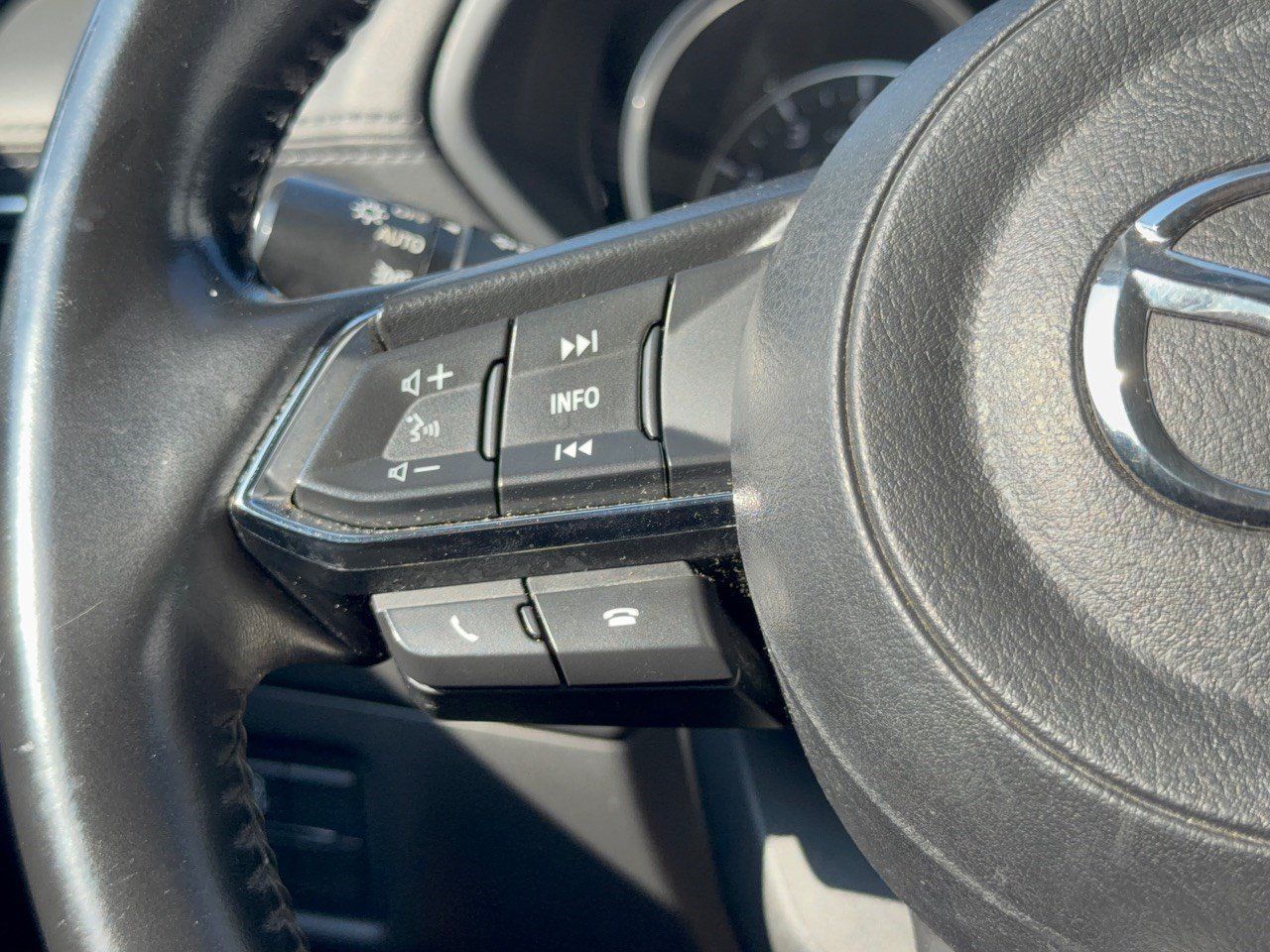 Used 2020 MAZDA CX-5 Touring AWD/4WD image 18
