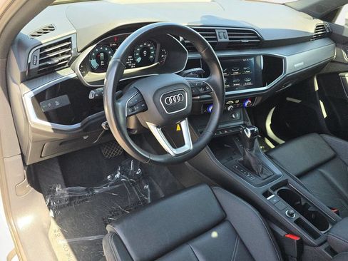 Certified 2022 Audi Q3 2.0T Premium Plus w/ Premium Plus Package AWD/4WD image 19