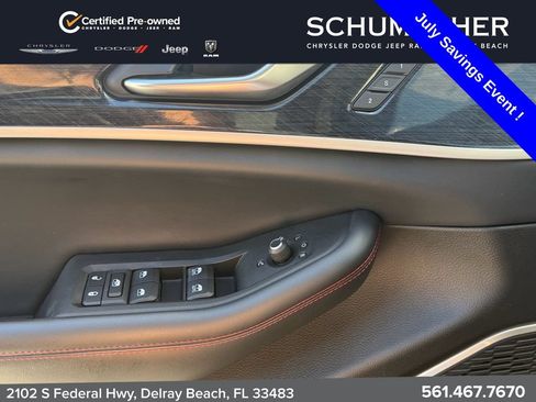 Used 2022 Jeep Grand Cherokee Trailhawk AWD/4WD image 29