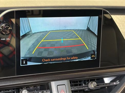 Used 2025 Lexus UX 300h AWD image 28