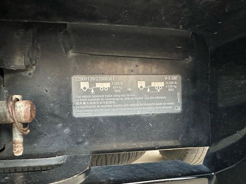 Used 2019 Chevrolet Suburban LT RWD image 30