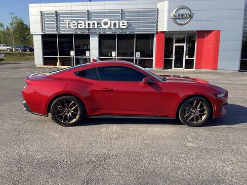 Used 2024 Ford Mustang Premium image 21