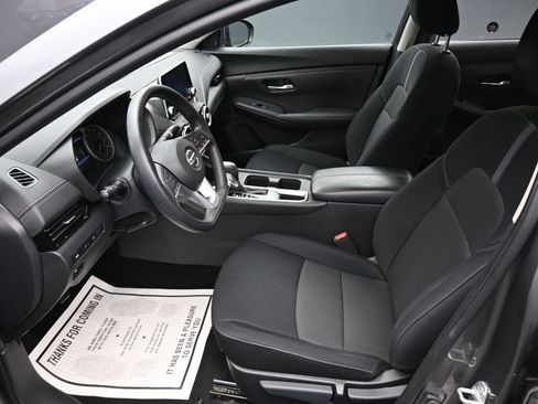 Used 2023 Nissan Sentra SV FWD image 11