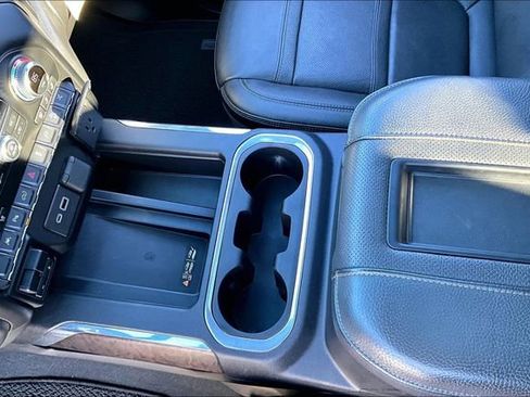 Used 2022 GMC Sierra 1500 Denali w/ Denali Premium Package image 19