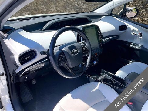 Used 2020 Toyota Prius Limited FWD image 11