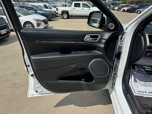 Used 2018 Jeep Grand Cherokee High Altitude image 23