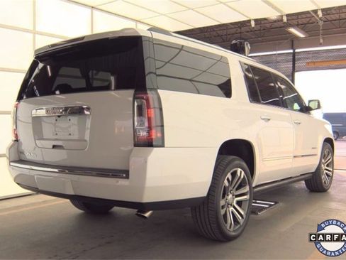 Used 2019 GMC Yukon XL Denali w/ Denali Ultimate Package image 3