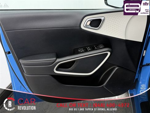 Used 2023 Kia Soul GT-Line FWD image 29