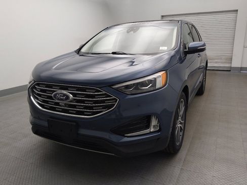 Used 2019 Ford Edge Titanium w/ Equipment Group 301A FWD image 15